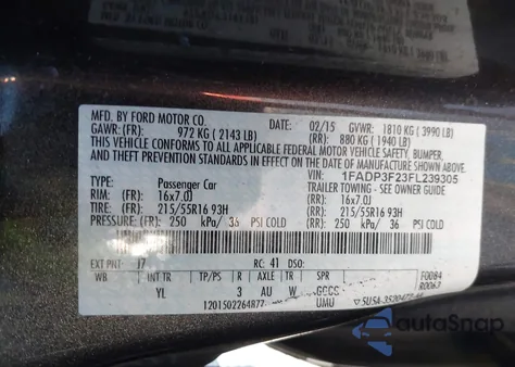 2015 Ford Focus Se z USA, uszkodzony, nr VIN 1FADP3F23FL239305